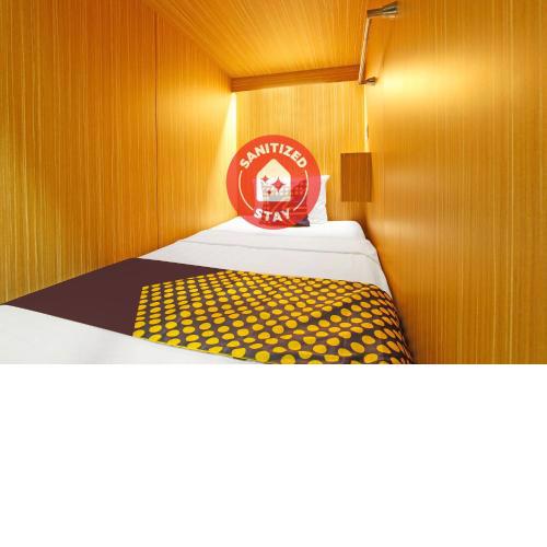 SPOT ON 91888 The Packer Lodge Yogyakarta Bunk Bed
