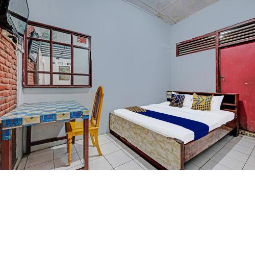 SPOT ON 91915 Homestay Superman