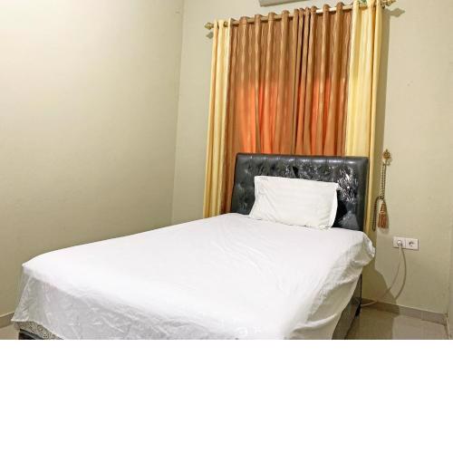 SPOT ON 92042 Sumber Rejo Homestay