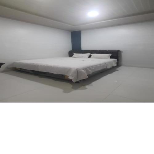 SPOT ON 92481 Modena Homestay Syariah