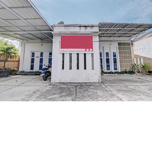 SPOT ON 92801 Penginapan Puti Syariah