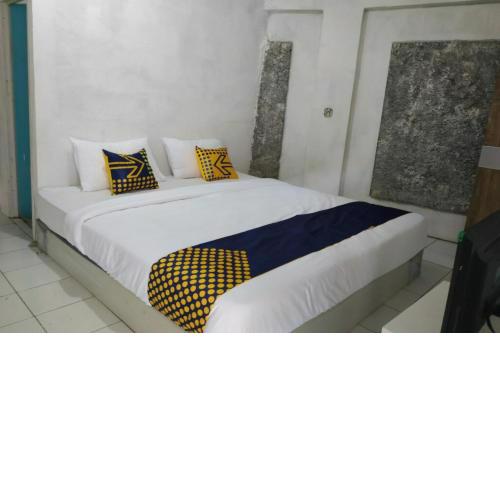 SPOT ON 93016 Griya Kamboja Cijantung
