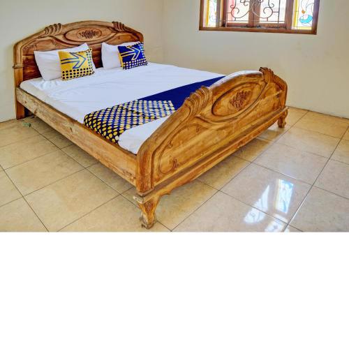 SPOT ON 93144 Homestay H. Syarif Syariah - Bandar Gresik 2
