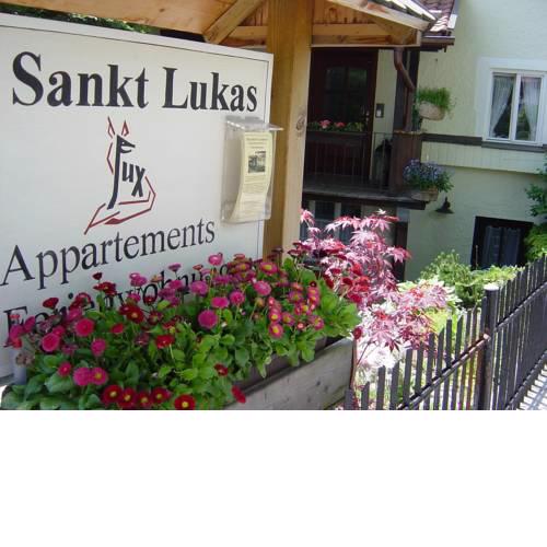 St Lukas Apartments
