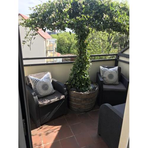 Stadtdschungel FeWo mit Balkon