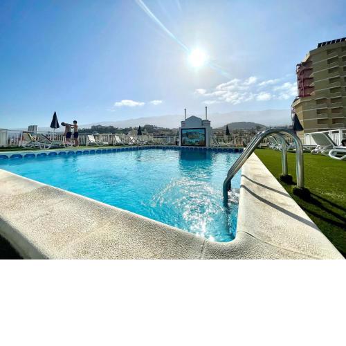 Standard Studio, Wifi, rooftop pool that has a beautiful ocean view in Puerto de la Cruz