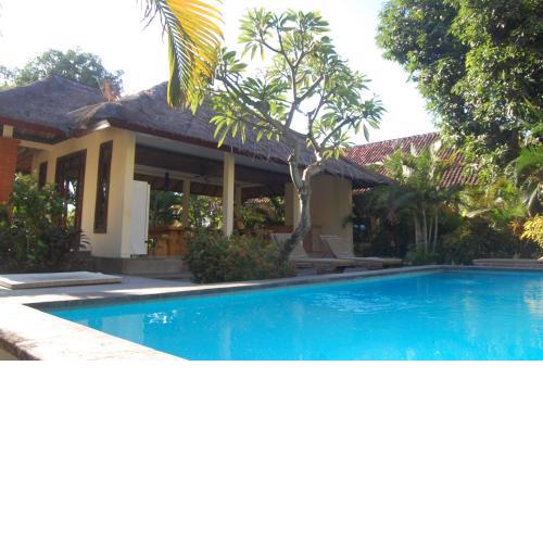 Star East Bungalows