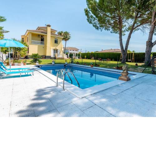 "Stars House Sevilla" Villa con piscina privada a 10 min de Sevilla