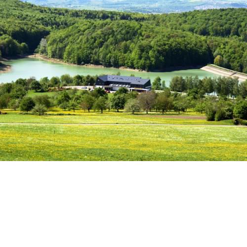 Stausee-Hotel
