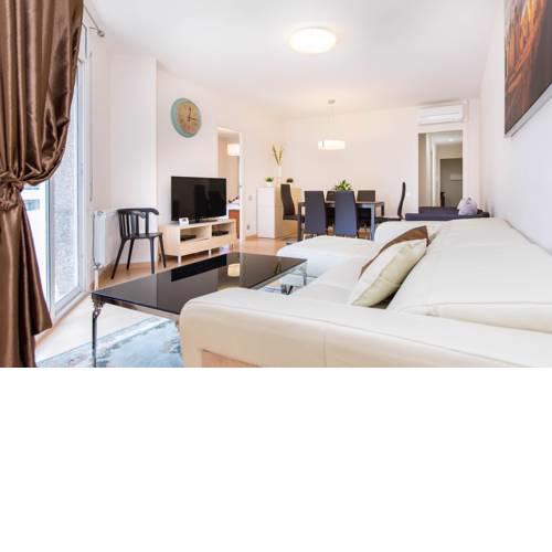 Stay Barcelona Central Apartments