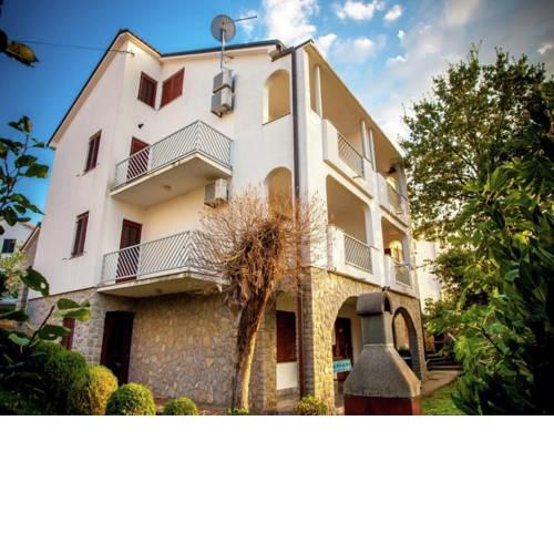 Stellar Apartment in Malinska near the Sea