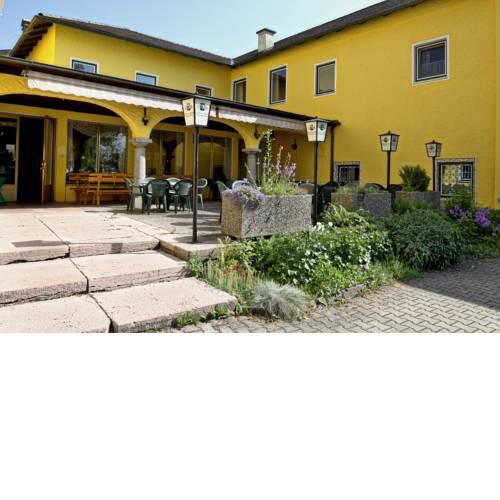 Stiftsgasthof Hochburg