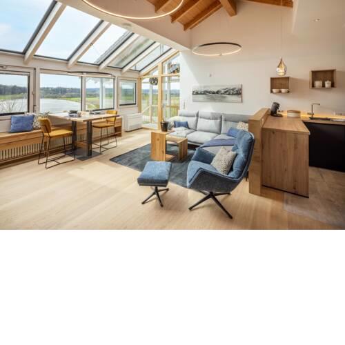 Stille x Weite - Luxuriöse Wohnung mit See-Panorama