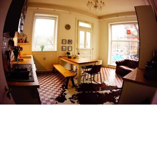 Stilvolle 185m2-7Zimmer-2Bad-2Küche-2WC Wohnung in Bestlage