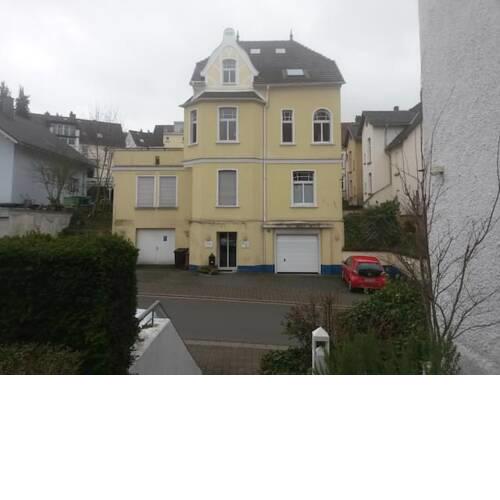 Stilvolle, gepflegte 3-Zimmer- Altbauwohnung möbliert in Bingen am Rhein
