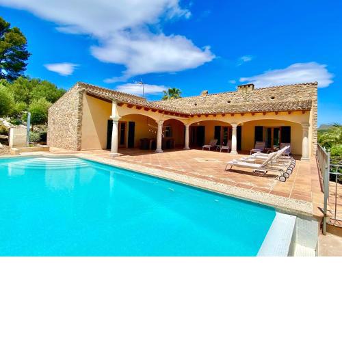 Stilvolle und elegante Finca mit Salzwasser Pool * BBQ * Aussicht * Mallorca