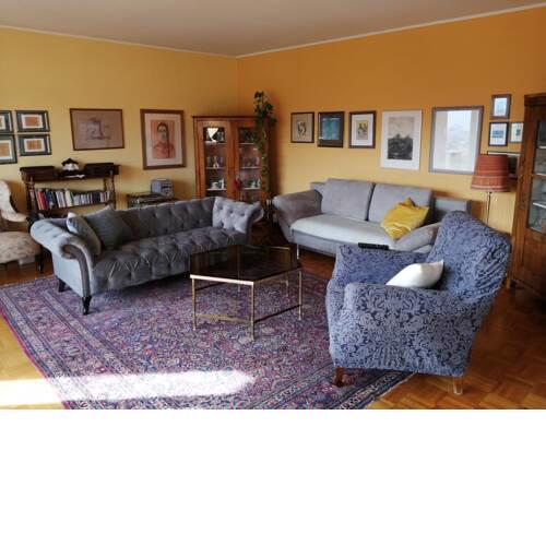 Stilvolle zentrumsnahe Wohnung mit Panoramablick