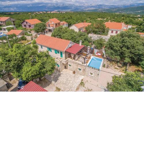 Stone villa Pietra with pool