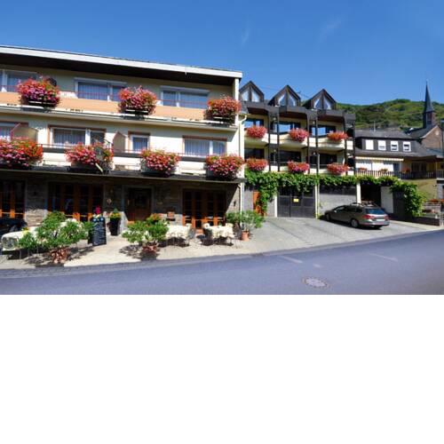 Strandhaus an der Mosel