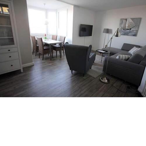 Strandnahe Ferienwohnung 2 im Haus Robbenplate
