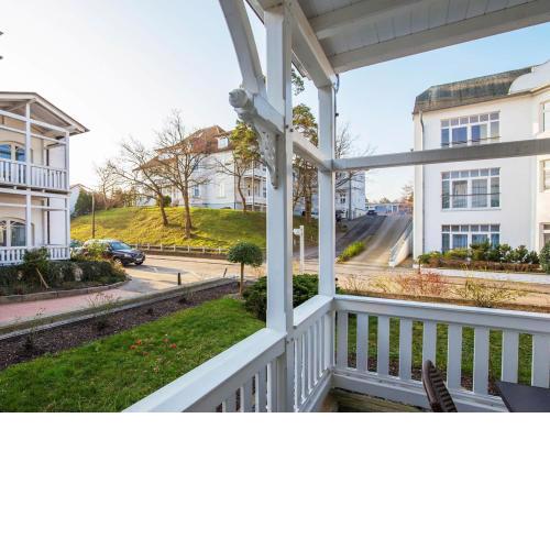 Strandvillen Binz - Appartement mit 1 Schlafzimmer und Balkon AH 619