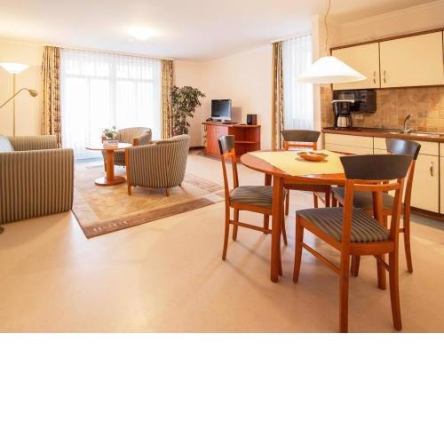 Strandvillen Binz - Appartement mit Meerblick, 1 Schlafzimmer und Balkon SV 752