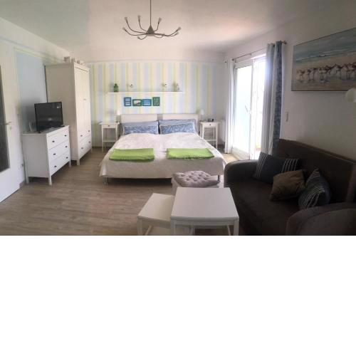 Studio 8 im 1 OG Haus Stranddistel, schones Studio fur 2 Personen in Zingst, Hund erlaubt