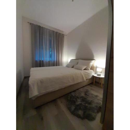 Studio Apartman Lena