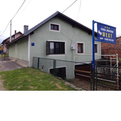 Studio apartman West