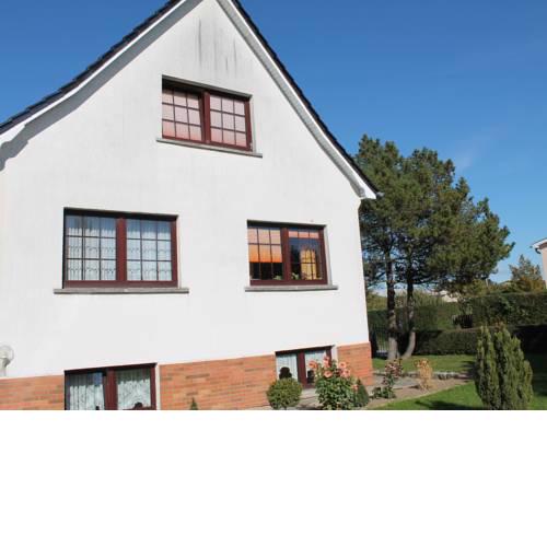 Studio Apartment in Kuhlungsborn with parking space and country views