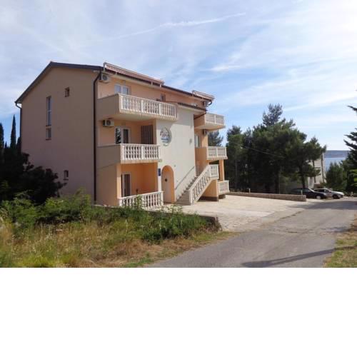 Studio Apartment in Starigrad-Paklenica with Sea View, Terrace, Air Conditioning, Wi-Fi (3742-3)