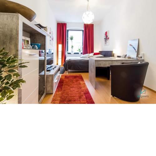 STUDIO-APARTMENT IN THE HEART OF DUESSELDORF