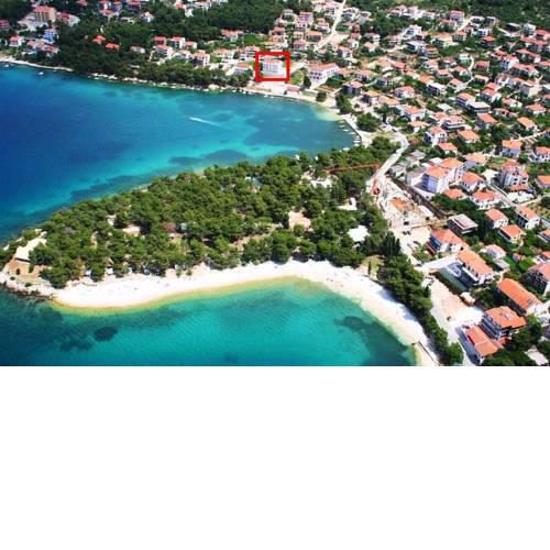 Studio Apartment in Trogir with Sea View, Terrace, Air Conditioning, Wi-Fi (4786-5)