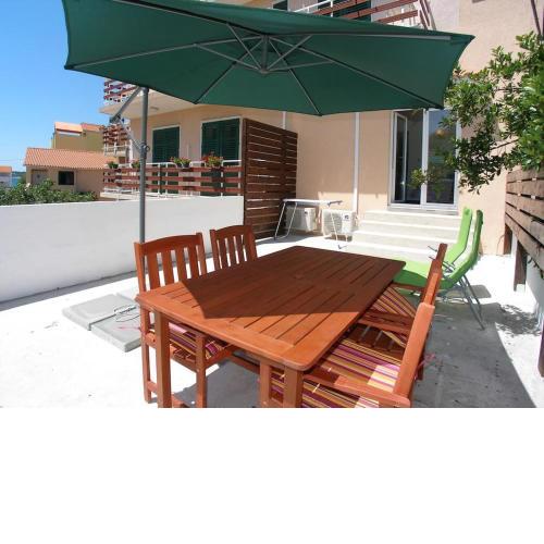 Studio apartment in Vodice with terrace, air conditioning, WiFi 4323-4