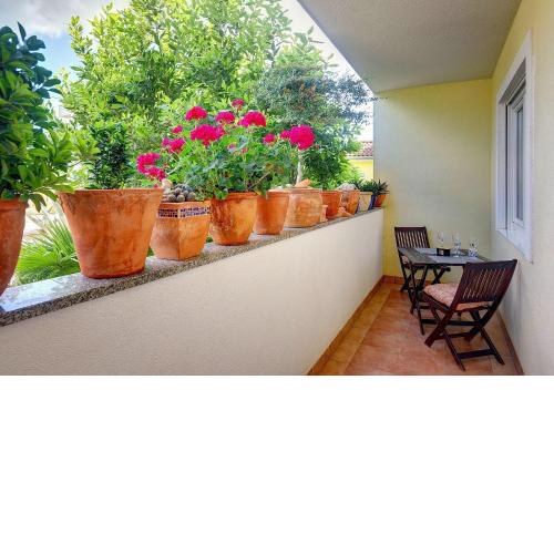 Studio-Apartment mit WiFi, Terrasse