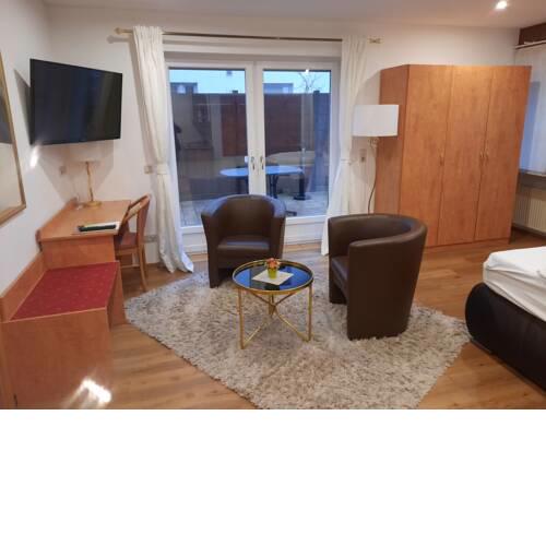 Studio Apartment No.16
