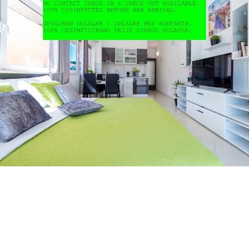 Studio Apartment & Room Ten