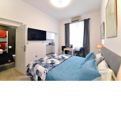 Studio Apartment, Teslina 12 street, City Center