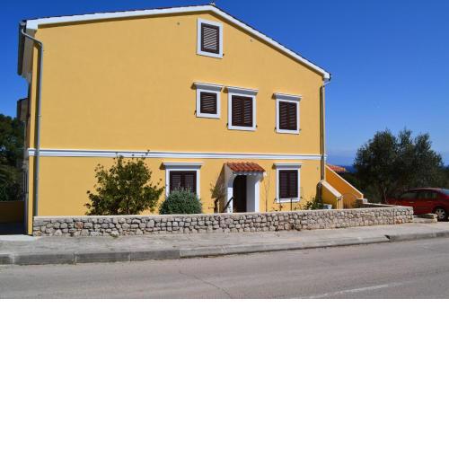 Studio at Mali Losinj 100 m away from the beach with enclosed garden and wifi