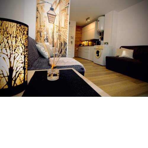 STUDIO BY THE SEA REF 7027