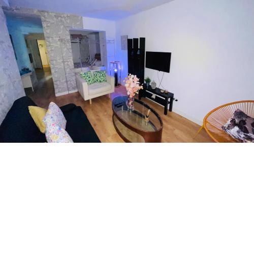 studio check-in 24 h chueca
