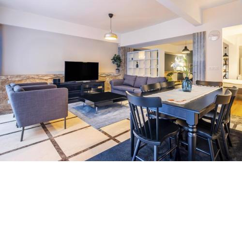 Studio Flat with Lovely Backyard in Nisantasi