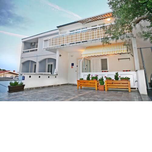 Studio for 2 people - Split region with Sea view - close to commodities
