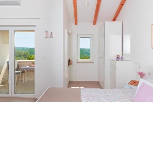 Studio LAVANDA for Your Autumn Getaway in Nature