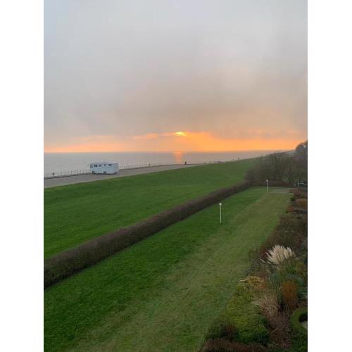 Studio mit Meerblick und großer Loggia - Direktzugang zur Nordsee