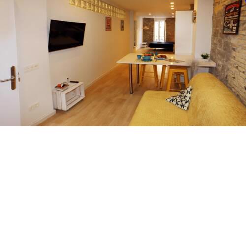 Studio with SWIMMING POOL - CENTER of VALENCIA