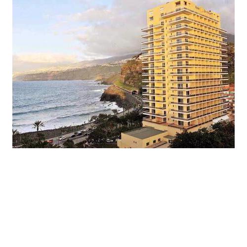 Studio with terrace a few minutes from the beach