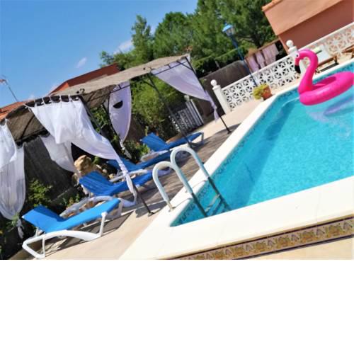 Studios - Suite Princière + PISCINE près de VALENCIA