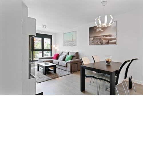Stunning 2 Bed Apt, Sleeps 6 nr Adelfas