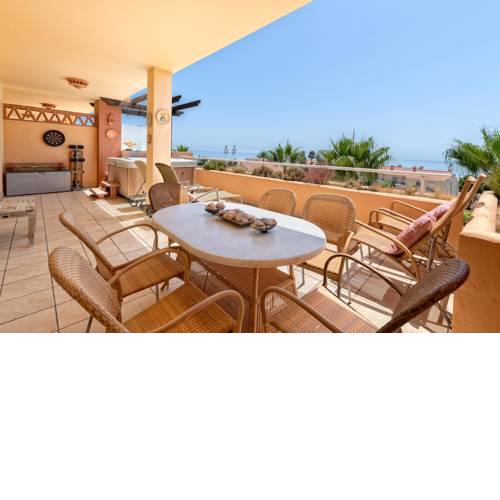 Stunning 2BR Sea View Condo 8 in Malibu